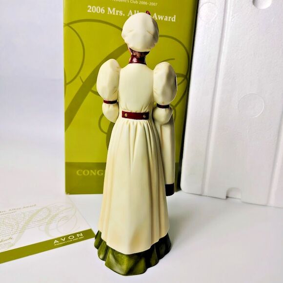 AVON 2006 Mrs. Albee President's Club Award Porcelain Figurine w/Box - Picture 3 of 4